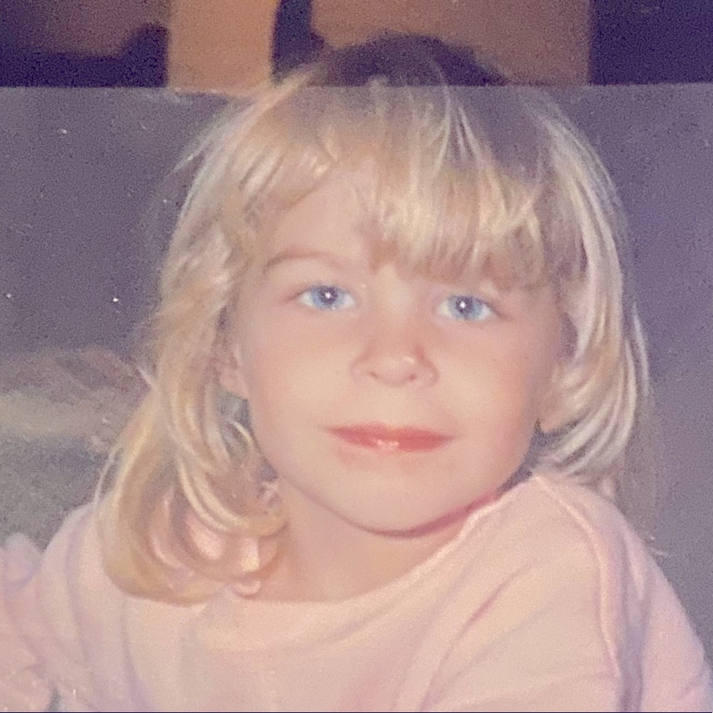 Meet your Posher, Hannah